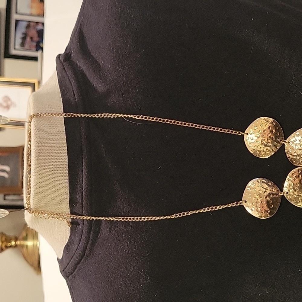 Necklace - Picture 2 of 3